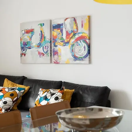 Apartament Steps From Puerto Marina